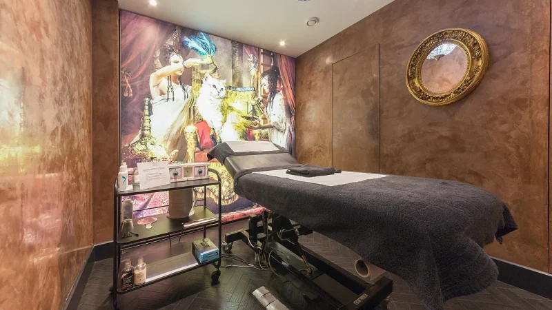 Strip Chelsea London